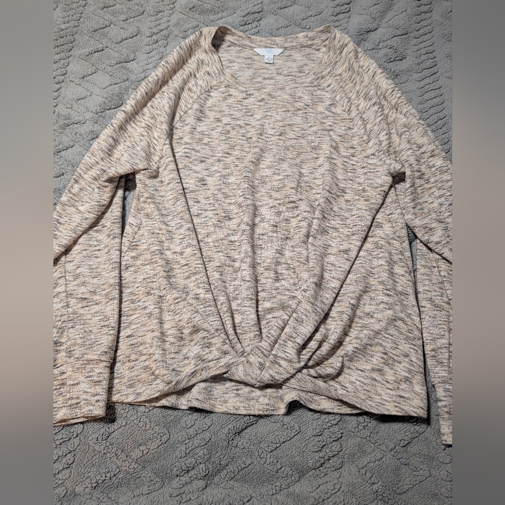 Time and Tru Beige Twist Front Sweatshirt